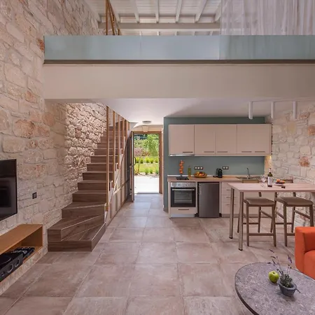 Mint Retreat Suites (Adults Only) Kalandra Dış mekan fotoğraf